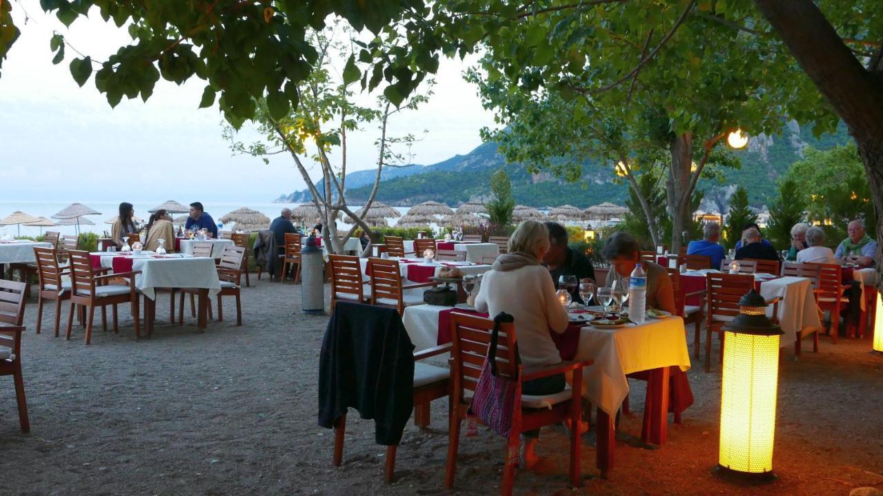 Aida Hotel Çıralı Esterno foto